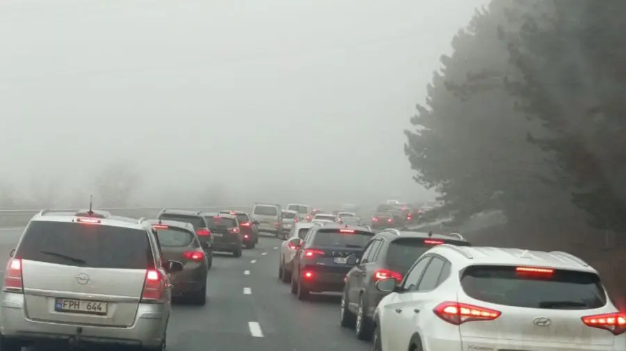 FOTO Trafic paralizat la Orhei, de Crăciun pe stil vechi. Unii șoferi au făcut cale întoarsă