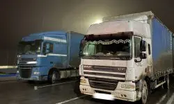Reguli noi pentru șoferii de camioane: Oglinzile retrovizoare speciale, obligatorii pentru vehiculele de peste 3,5 tone