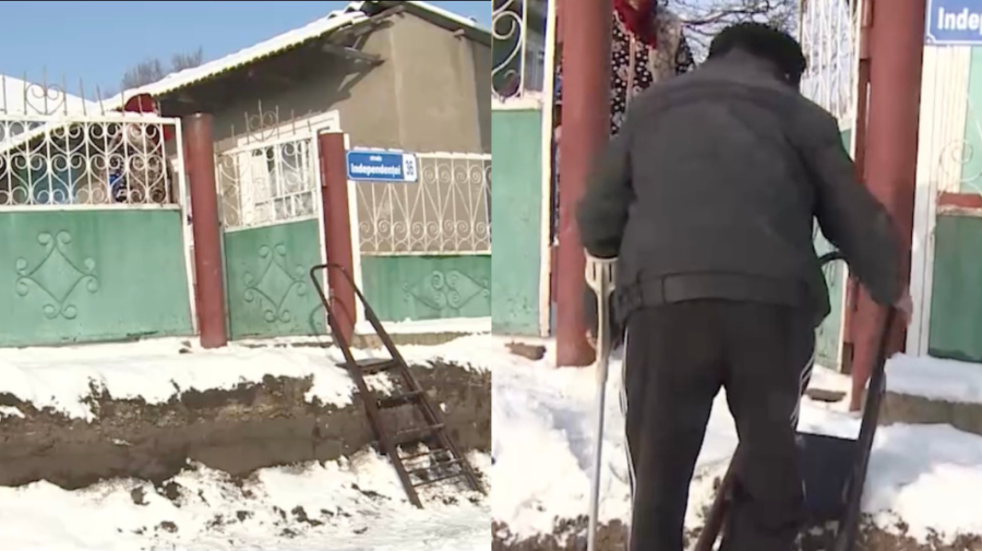 Denivelare de 1 m la poartă! Doi bătrâni din Glodeni trebuie să iasă din ogradă pe scară, pentru că se repară drumul