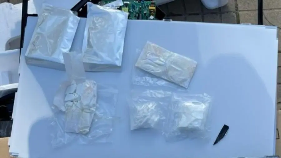 VIDEO Cocaină de 1 milion de lei, ascunsă într-un televizor: Organizatorul contrabandei, trimis în judecată