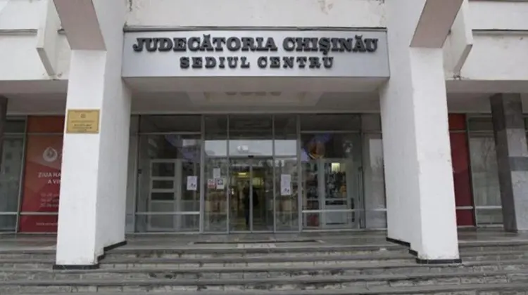 Incident grav la Judecătoria Chișinău! O magistrată a fost agresată de o femeie