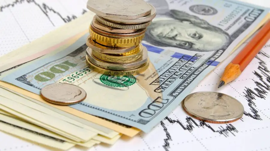 Curs valutar 28 ianuarie 2026: Cât valorează un euro și un dolar