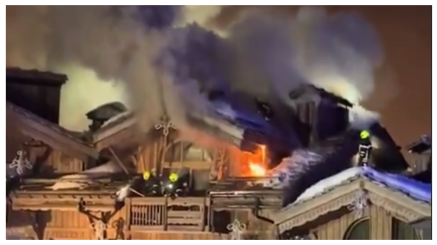 VIDEO Foc de proporții la un hotel de cinci stele din Franța: evacuări dramatice în stațiunea Courchevel