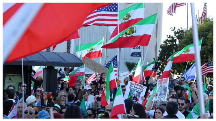 SUA avertizează cetățenii săi să părăsească imediat Iranul din cauza protestelor