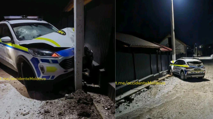 Călărași: O mașină a Poliției a derapat pe ghețuș și s-a izbit de un pilon electric