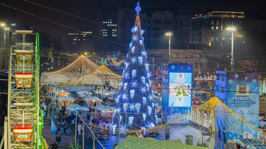 Program prelungit! Târgul de Crăciun din Capitală va activa până pe 25 ianuarie. În ultima zi va avea loc o tombolă