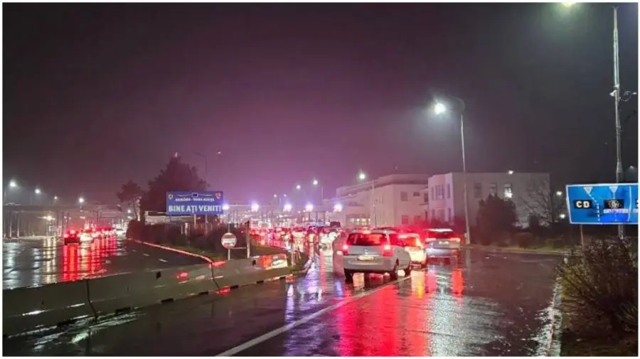 Trafic intens la frontieră, la Sculeni și Leușeni: Vameșii recomandă traversarea prin Leova, Costești sau Cahul