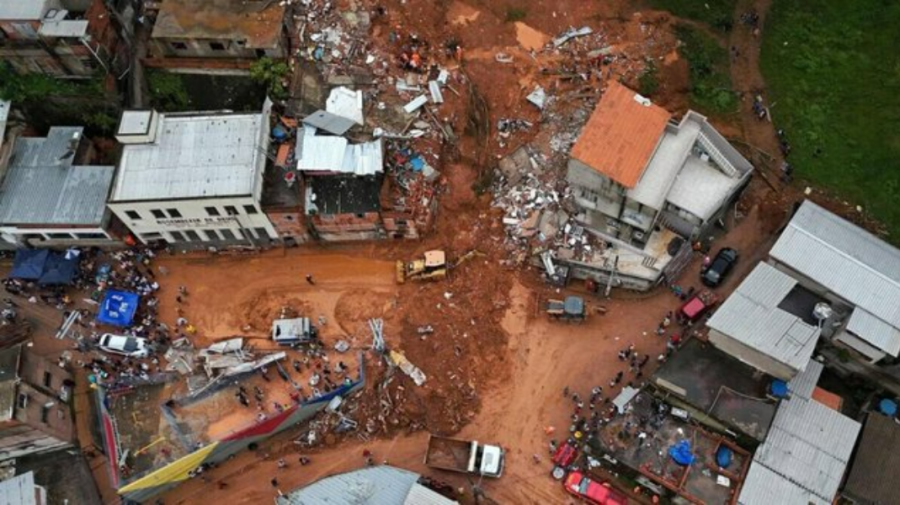 VIDEO 30 de morți și zeci de oameni dispăruți în Brazilia, după inundații severe