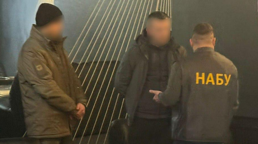 Mită pentru evitarea mobilizării: scandal de corupție în structurile de stat al Ucrainei