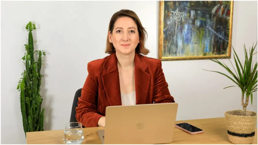 Mai mult decât coaching, o amprentă profesională: Stela Toderașcu despre impactul primelor 7 secunde și arta de a investi în oameni