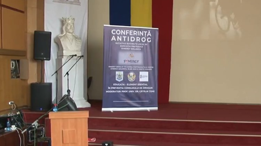 Prevenția consumului de droguri și Planul municipal antidrog, discutate la Chișinău