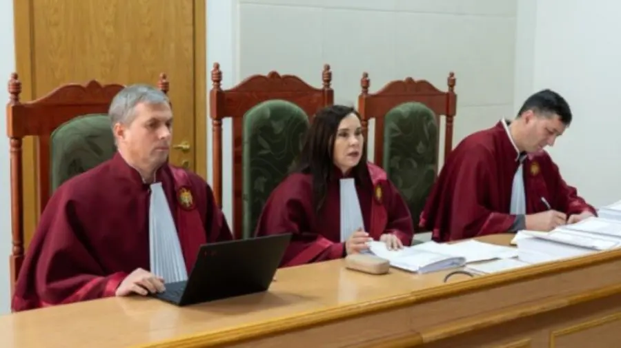 Avocații lui Igor Dodon cer recuzarea completului de judecători în dosarul „kuliok”. Motivul