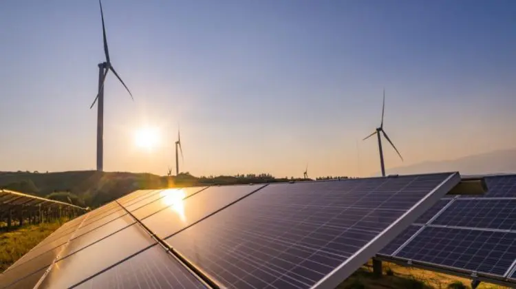 Energia regenerabilă, în vizorul ANRE: Tarifele ar putea fi ajustate din 1 martie 2026