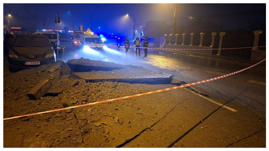VIDEO Craiova: 30 de oameni evacuați în urma spargerii unei conducte de gaz