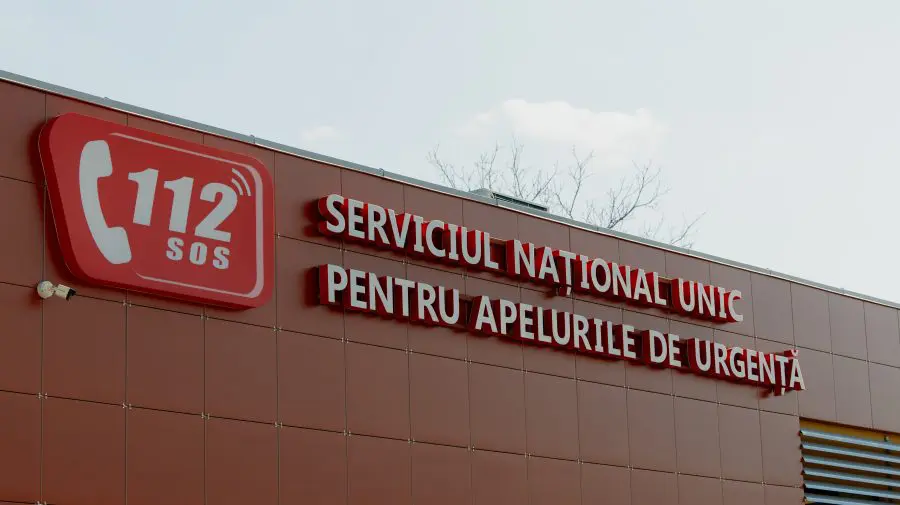 Peste 35% dintre apelurile la 112 din martie nu erau urgențe. Ambulanța – cea mai solicitată de moldoveni