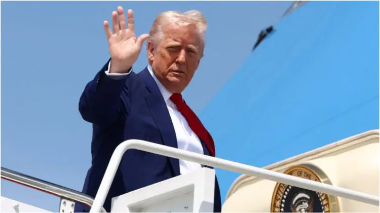 Aeroportul din Palm Beach ar putea fi redenumit după Donald Trump. Decizia a fost aprobată de autoritățile din Florida