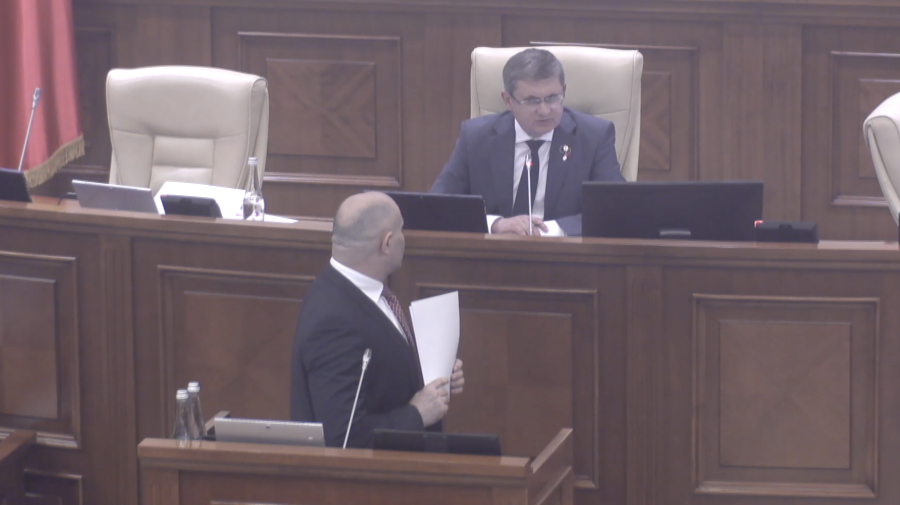 VIDEO Grosu și Voicu, exces de zel în Parlament? „Lasă… dictator mie îmi zici. Eu ț-am dat timp suficient…”