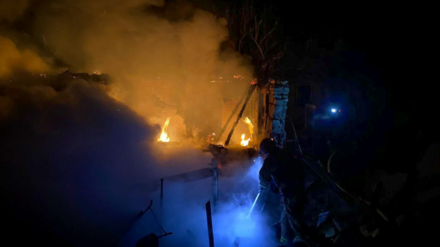 FOTO Un mort și zeci de răniți în urma unui atac rusesc de amploare în Ucraina