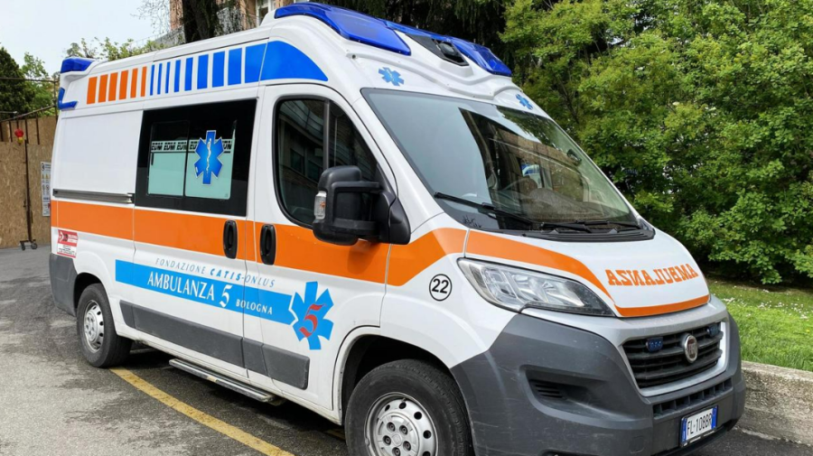 Șofer de ambulanță din Italia, anchetat pentru moartea a cinci pacienți în timpul transportului