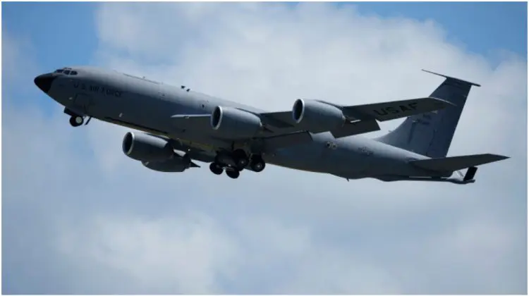 Primele trei avioane-cisternă ale SUA au ajuns în România. Aeronavele au aterizat la baza de la Otopeni