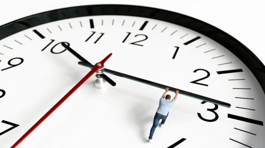 De ce o oră are 60 de minute și nu 100? Povestea timpului așa cum îl știm și de ce nimeni nu a putut să-l schimbe