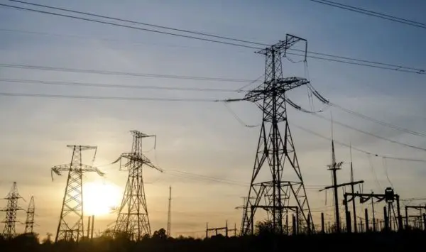 Energocom cere scumpirea energiei electrice cu 30%. Ce înseamnă asta pentru consumatori