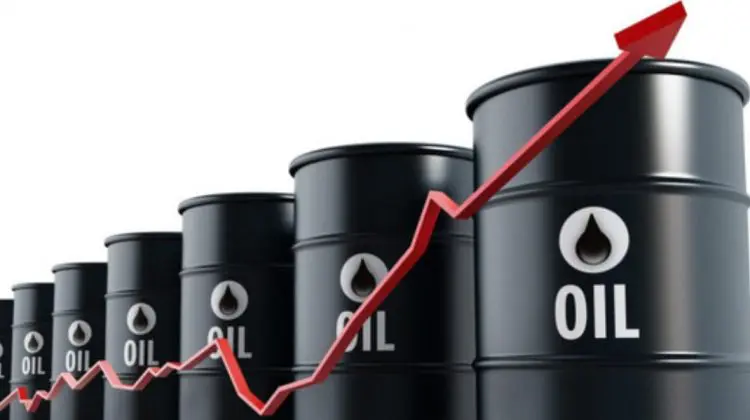 Prețul petrolului a crescut cu 13% după atacul SUA–Israel asupra Iranului