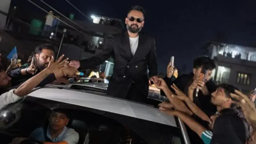 Un fost rapper va deveni următorul premier al Nepalului. Cine este Balendra Shah