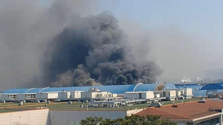 VIDEO Cel puțin 50 de răniți în urma unui incendiu la o fabrică din Coreea de Sud
