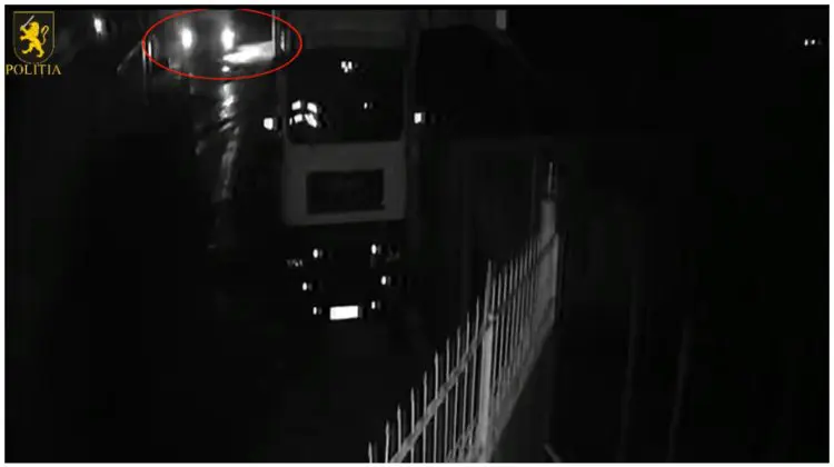 Fura motorină din camioane parcate pe marginea drumului. Un tânăr de 25 de ani a fost reținut la Telenești
