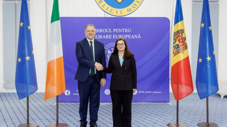 Irlanda deschide ambasadă la Chișinău. Gherasimov anunță conversiunea permiselor și acordul privind garanții sociale