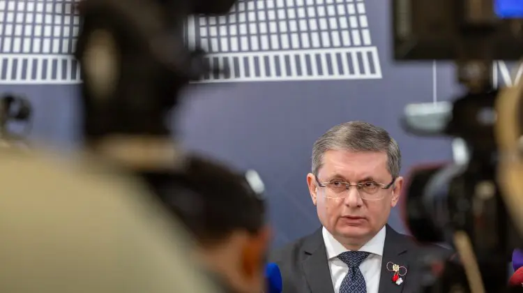 Grosu nu vede argumente în criticile societății civile, după ce a fost votată legea von Hebel