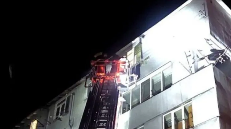 Incendiul de pe strada Salcâmilor, unde un bărbat a decedat: IGSU publică imagini de la fața locului