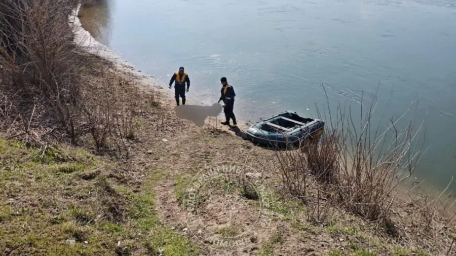 FOTO Descoperire macabră în Stânga Nistrului: Corpul neînsuflețit al unui bărbat, găsit în apă