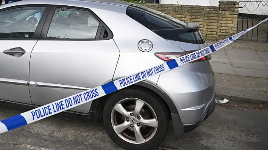 Un şofer a spulberat cu maşina mai mulţi pietoni într-un oraş din Marea Britanie. Poliţiştii au arestat bărbat
