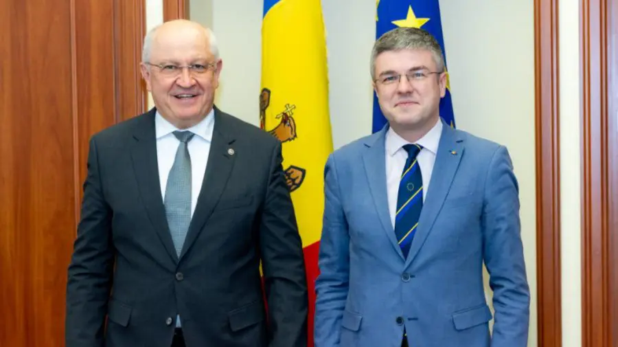 Alexandru Munteanu s-a întâlnit cu Irineu Darău: Au discutat despre cooperarea economică moldo-română