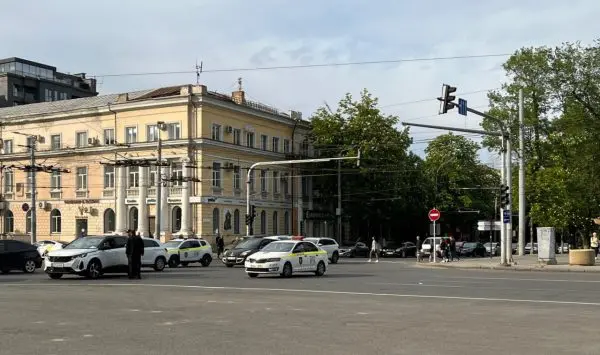 Premierul României vine marți la Chișinău. Municipalitatea anunță restricții în anumite locuri publice