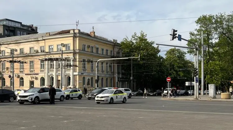 Acces restricționat pe mai multe străzi din Chișinău din cauza unei conferințe internaționale
