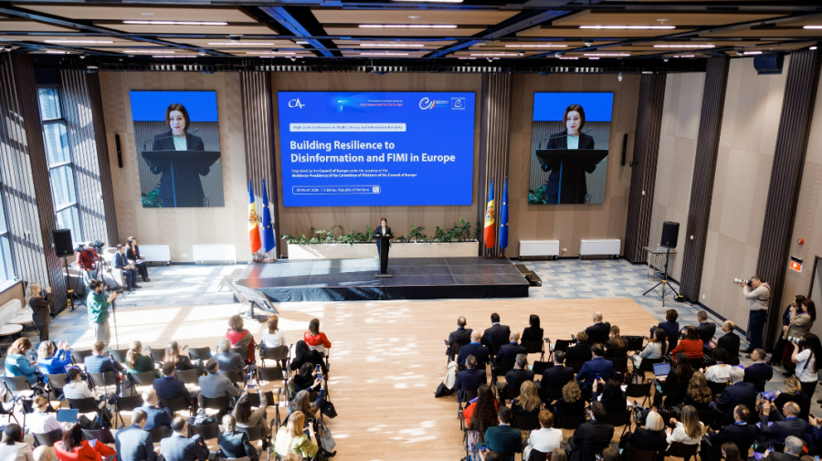 Șefa statului la conferință despre alfabetizare și dezinformare: „Viitorul democrației depinde de gândirea liberă”