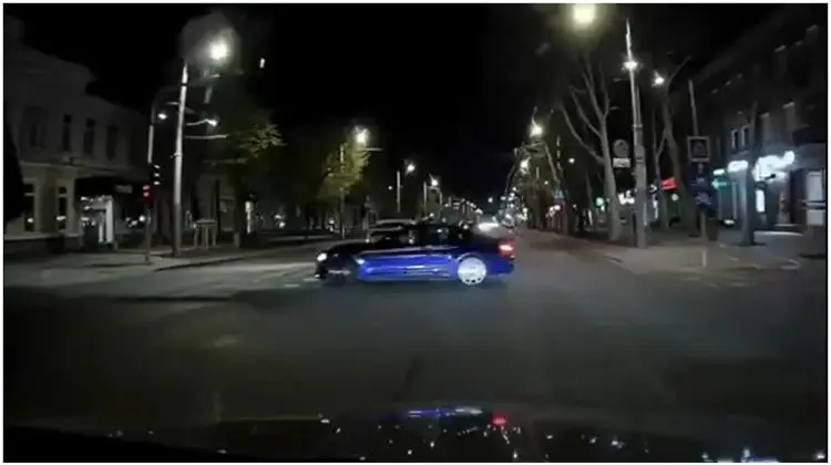Șofer agresiv, filmat în traficul din Chișinău: Poliția anunță că a fost găsit și sancționat