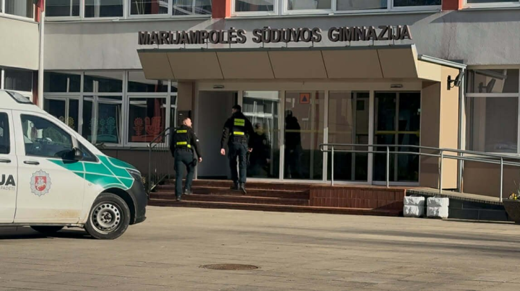 Atac cu un cuțit într-o școală din Lituania: două eleve au fost rănite