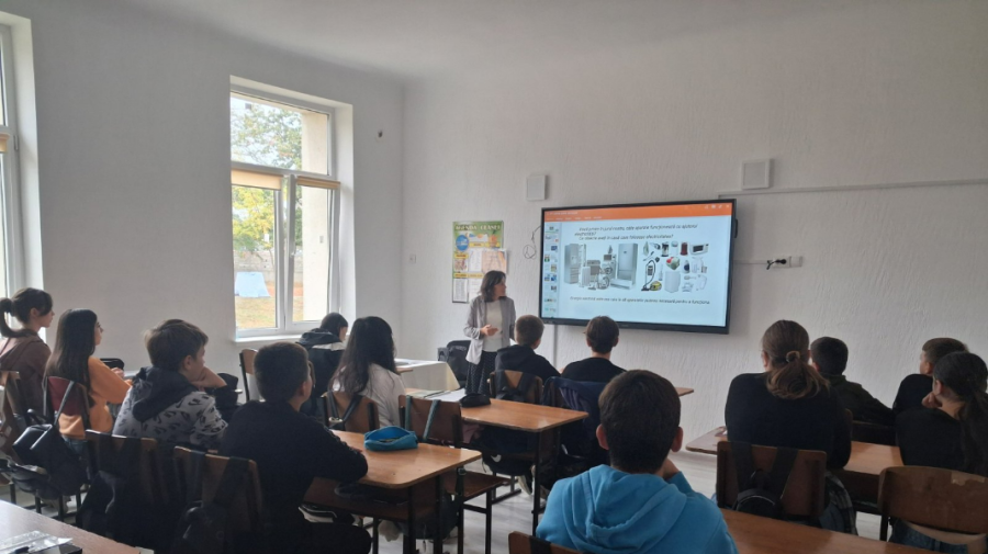 Elevii din Baimaclia au transformat eficiența energetică într-o mișcare comunitară