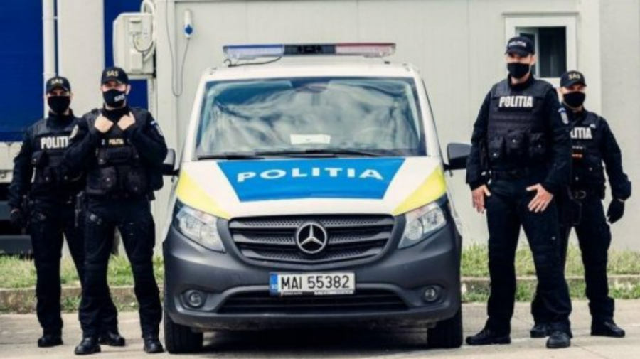 Cinci percheziții la București și Ilfov într-un dosar privind 15 mașini de lux cu acte false