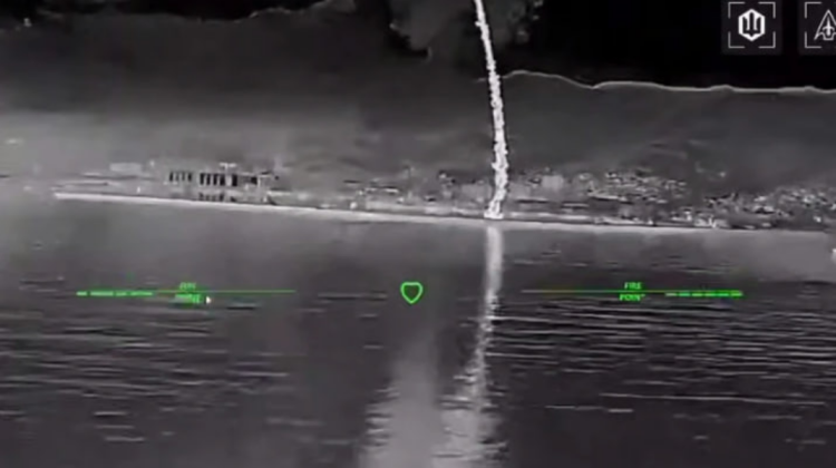 VIDEO Lovitură în flota Rusiei: Ucraina a atacat o fregată în Marea Neagră