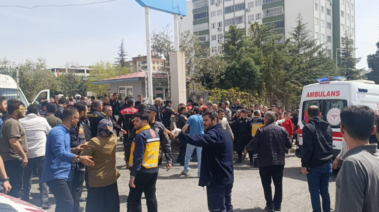 VIDEO Atac armat într-o școală din Turcia: patru morți și 20 de răniți