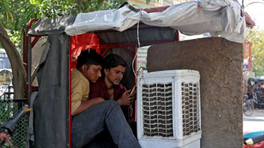 VIDEO India, afectată de căldură extremă: temperaturi de peste 46 de grade