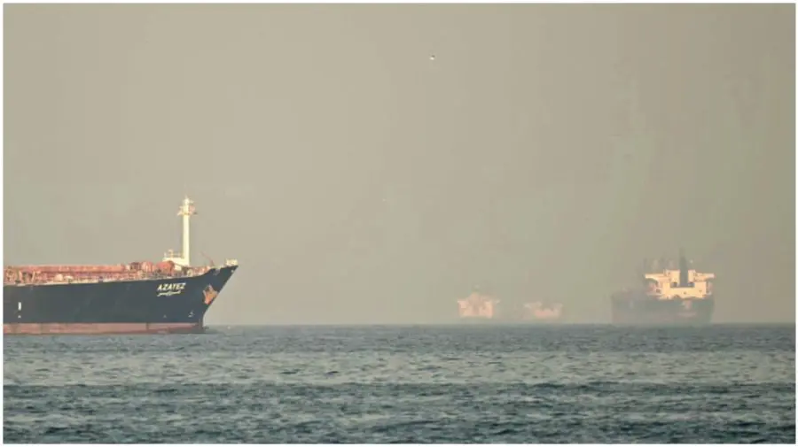 Petroliere cu legături cu Iranul au spart blocada SUA. Cel puțin cinci nave au trecut prin Strâmtoarea Ormuz