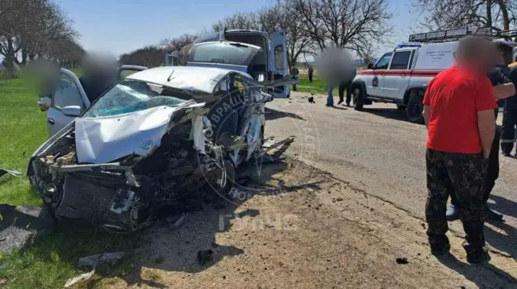 Accident grav pe traseul Tiraspol-Camenca: Trei răniți și un mort. VIDEO de la fața locului