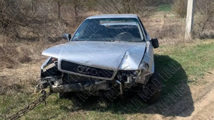 FOTO Tragedie de Duminica Floriilor. Un bărbat și-a pierdut viața într-un grav accident