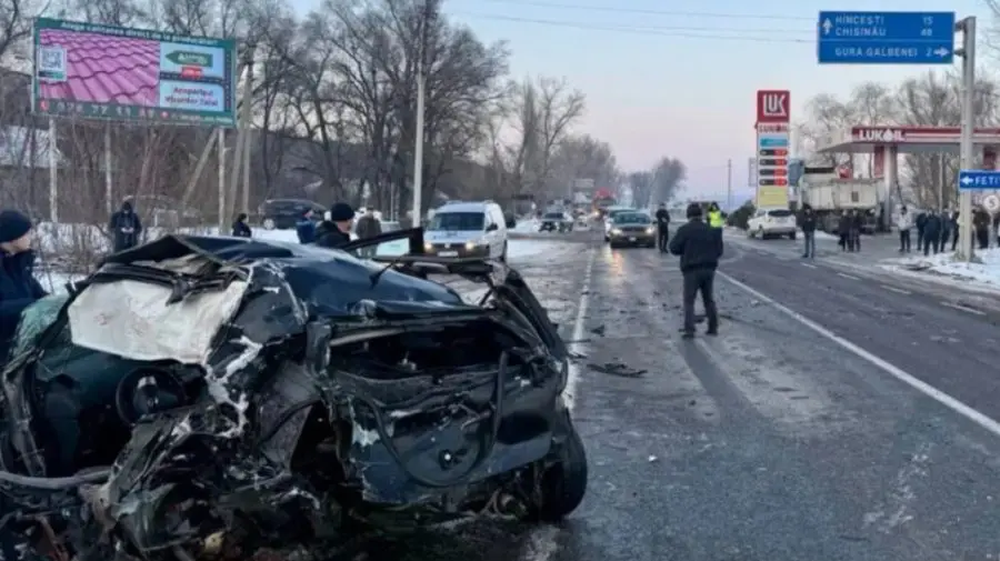 Accidentul de la Cimișlia, soldat cu trei morți, printre care un bebeluș: Șoferul vinovat, trimis în judecată